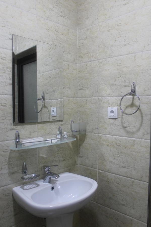 טשקנט Taxtapul Hotel מראה חיצוני תמונה
