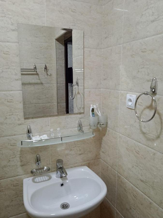 טשקנט Taxtapul Hotel מראה חיצוני תמונה